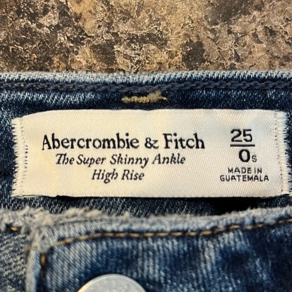 Abercrombie Fitch The Super‎ Skinny Ankle High Rise Distressed Jeans Size 25